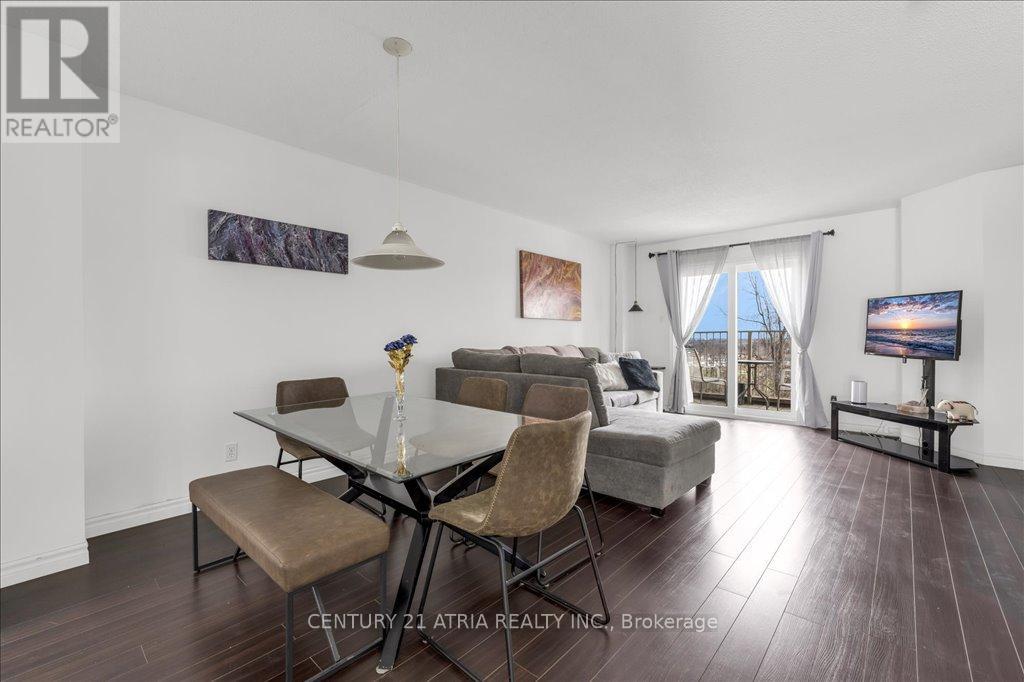Property at 14 - 230 BLACKHORNE DRIVE image 5