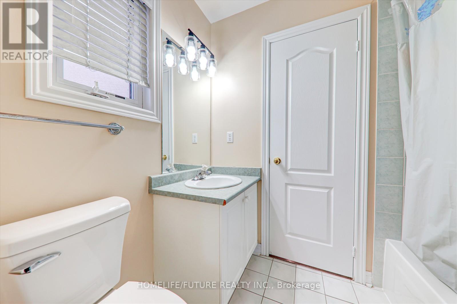 17 Ferncliffe Crescent, Markham, Ontario  L3S 4N9 - Photo 29 - N12020829