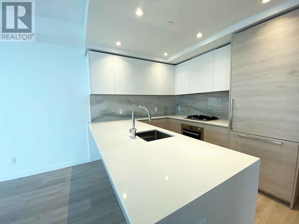 2805 660 Quayside Drive, New Westminster, British Columbia  V3M 0P1 - Photo 2 - R2970971