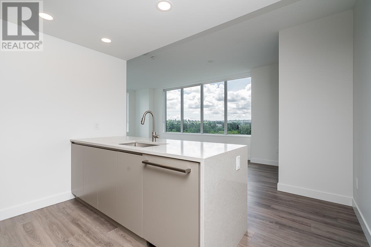 Listing Picture 7 of 39 : 704 4433 ALASKA STREET, Burnaby / 本拿比 - 魯藝地產 Yvonne Lu Group - MLS Medallion Club Member