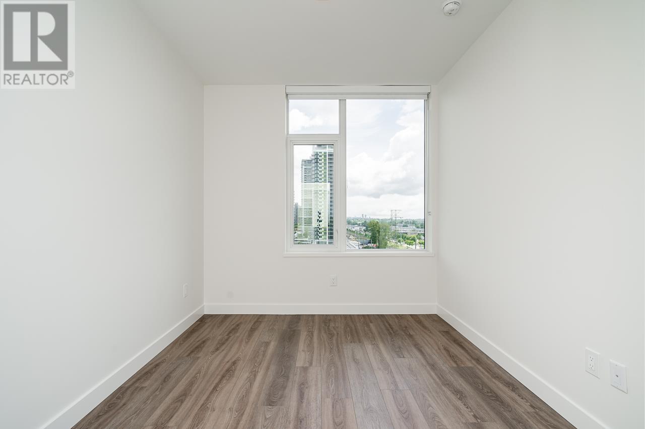 Listing Picture 15 of 39 : 704 4433 ALASKA STREET, Burnaby / 本拿比 - 魯藝地產 Yvonne Lu Group - MLS Medallion Club Member