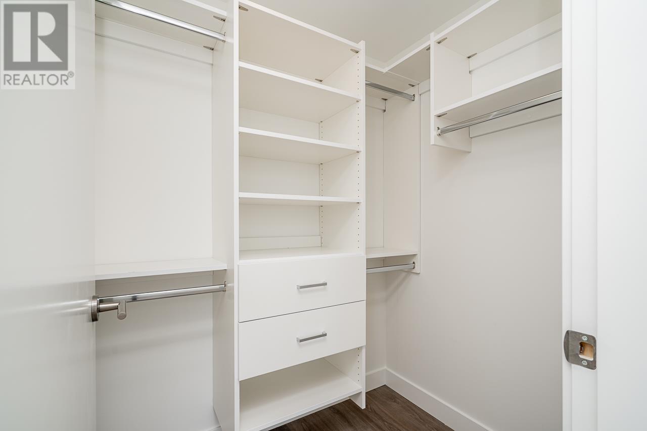 Listing Picture 17 of 39 : 704 4433 ALASKA STREET, Burnaby / 本拿比 - 魯藝地產 Yvonne Lu Group - MLS Medallion Club Member