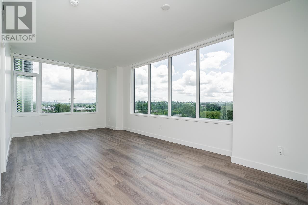 Listing Picture 11 of 39 : 704 4433 ALASKA STREET, Burnaby / 本拿比 - 魯藝地產 Yvonne Lu Group - MLS Medallion Club Member
