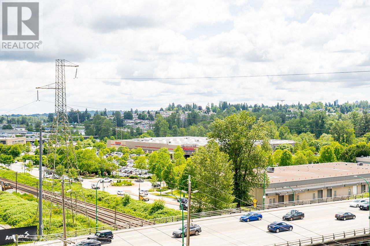 Listing Picture 27 of 39 : 704 4433 ALASKA STREET, Burnaby / 本拿比 - 魯藝地產 Yvonne Lu Group - MLS Medallion Club Member