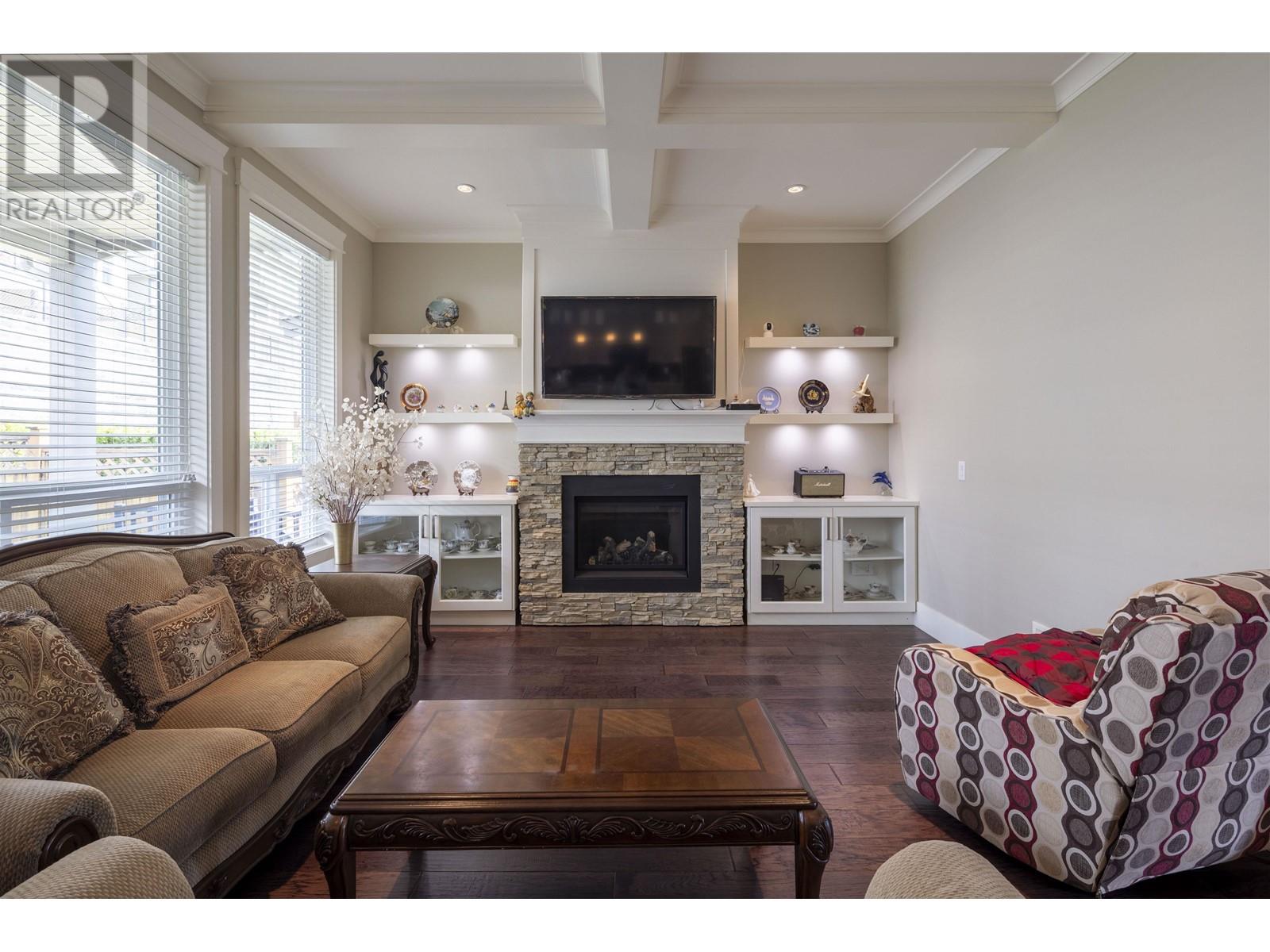 3521 Galloway Avenue, Coquitlam, British Columbia  V3E 0K3 - Photo 11 - R2977907