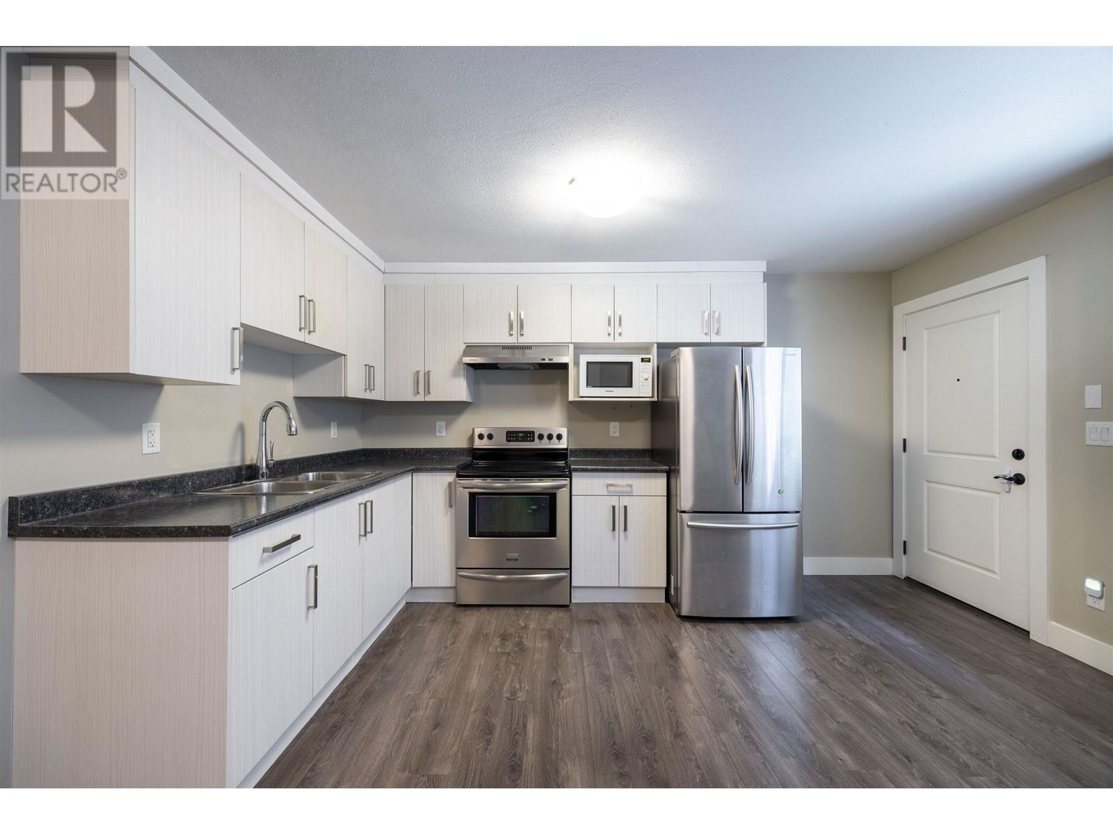 3521 Galloway Avenue, Coquitlam, British Columbia  V3E 0K3 - Photo 32 - R2977907