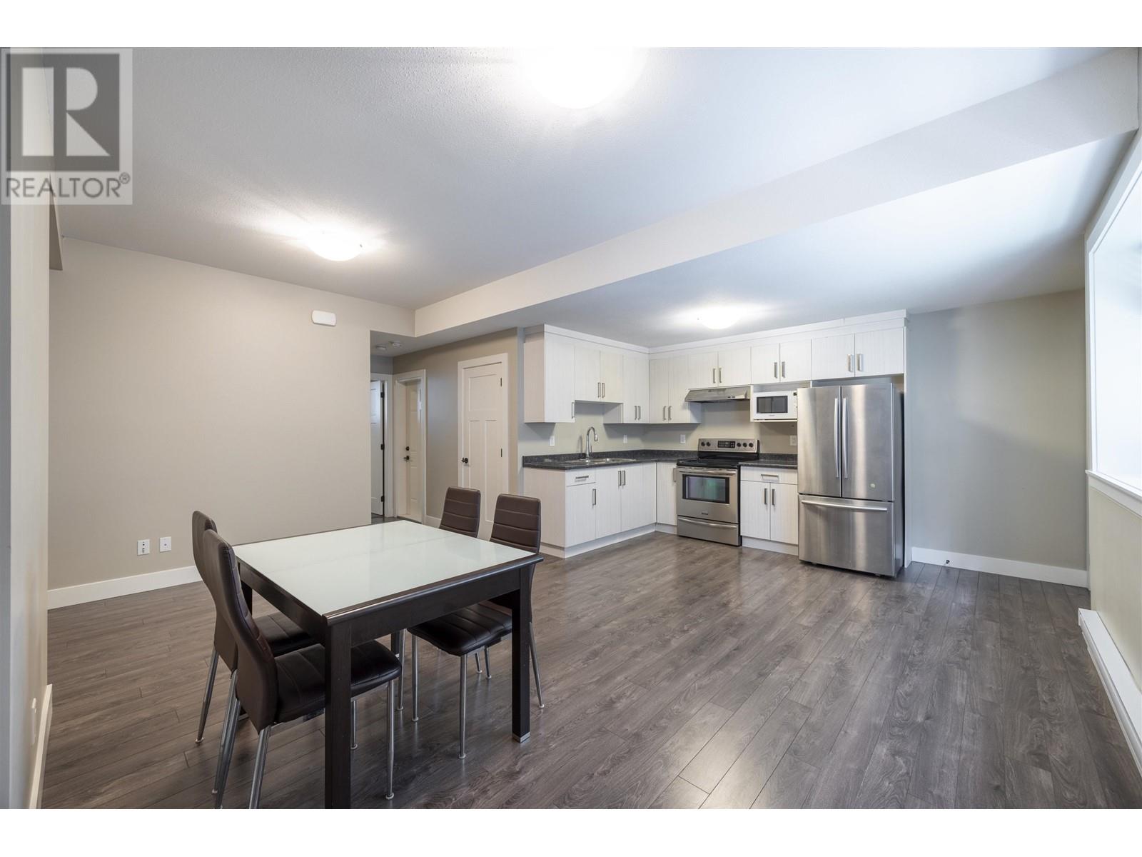 3521 Galloway Avenue, Coquitlam, British Columbia  V3E 0K3 - Photo 33 - R2977907