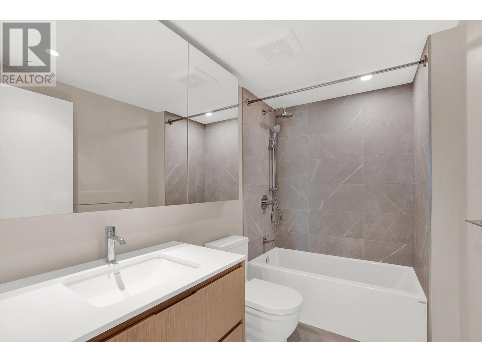 901 1500 Fern Street, North Vancouver, British Columbia  V7J 0A9 - Photo 5 - R2968489