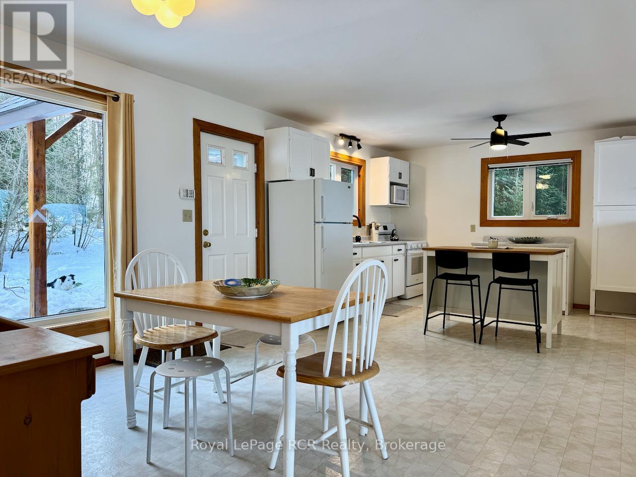 139 Ivy Drive, Georgian Bluffs, Ontario  N0H 2T0 - Photo 12 - X12020863