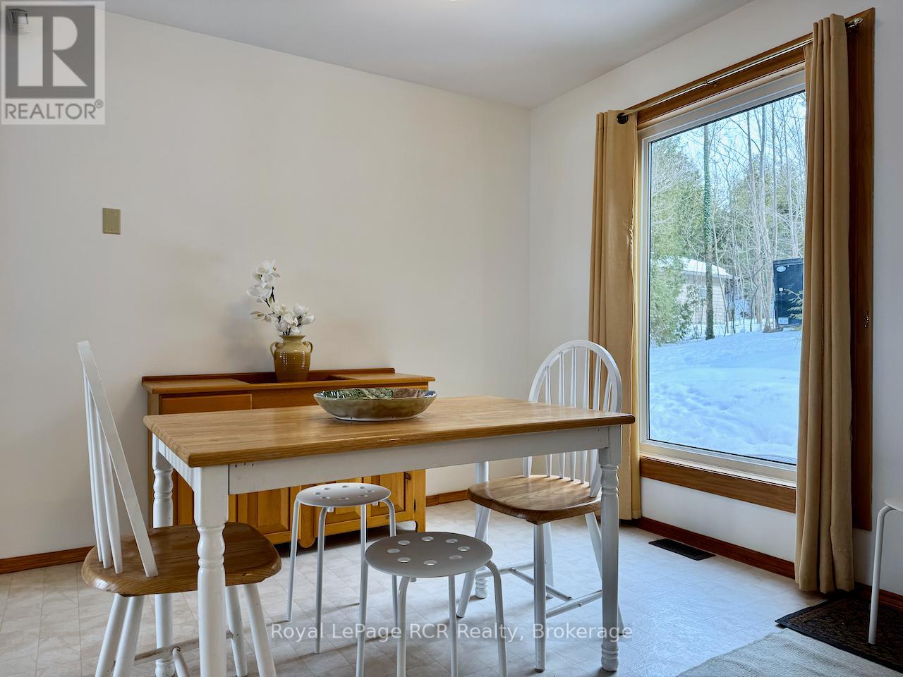 139 Ivy Drive, Georgian Bluffs, Ontario  N0H 2T0 - Photo 14 - X12020863