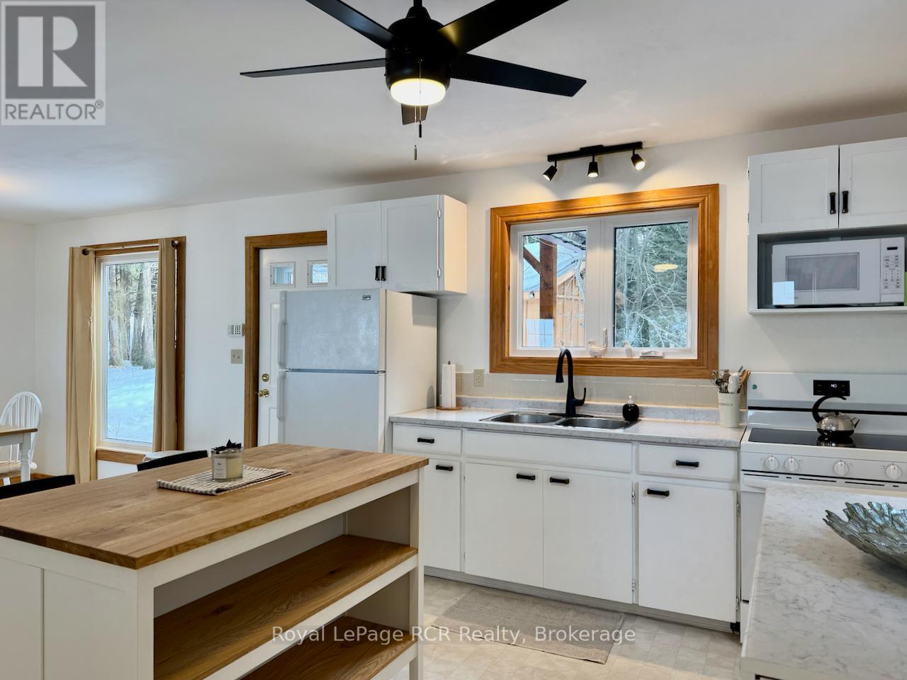 139 Ivy Drive, Georgian Bluffs, Ontario  N0H 2T0 - Photo 19 - X12020863