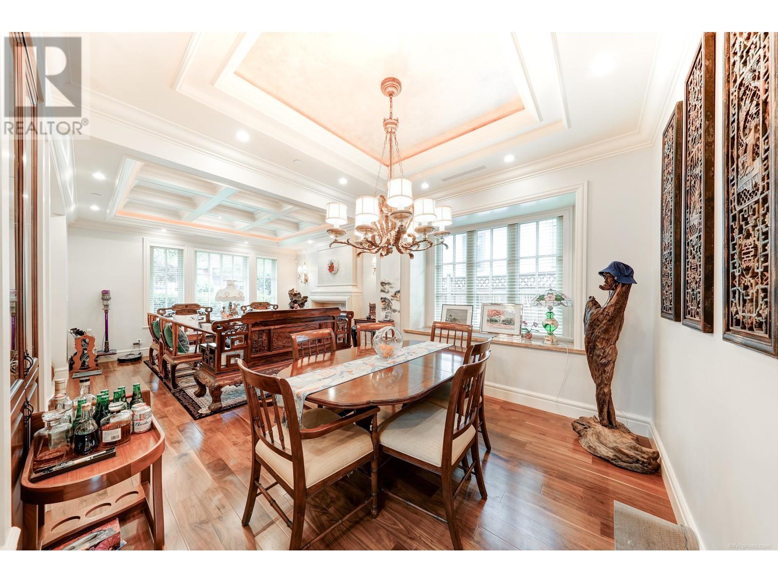 Listing Picture 11 of 36 : 1922 W 44TH AVENUE, Vancouver / 溫哥華 - 魯藝地產 Yvonne Lu Group - MLS Medallion Club Member