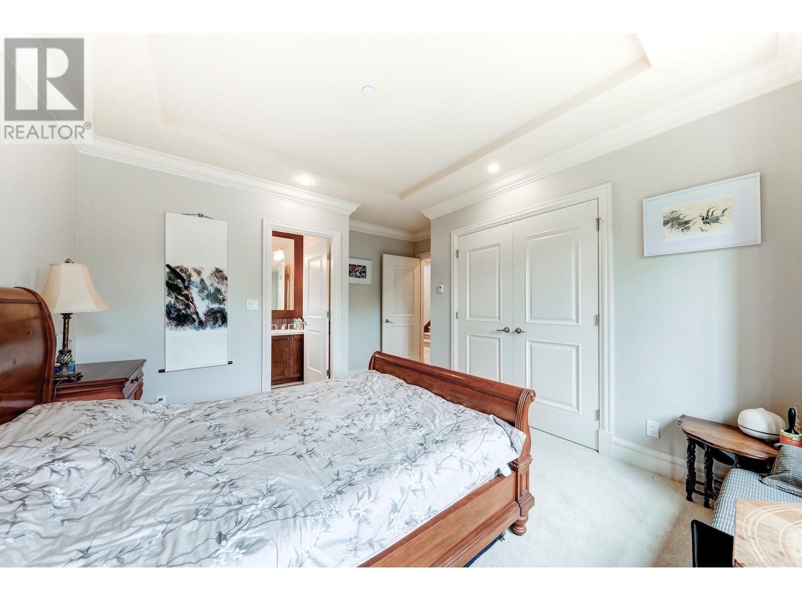 Listing Picture 25 of 36 : 1922 W 44TH AVENUE, Vancouver / 溫哥華 - 魯藝地產 Yvonne Lu Group - MLS Medallion Club Member