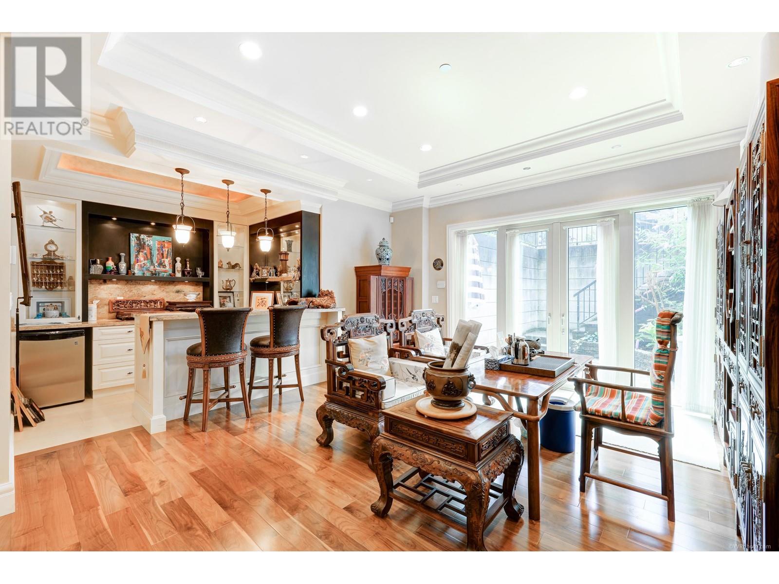 Listing Picture 31 of 36 : 1922 W 44TH AVENUE, Vancouver / 溫哥華 - 魯藝地產 Yvonne Lu Group - MLS Medallion Club Member