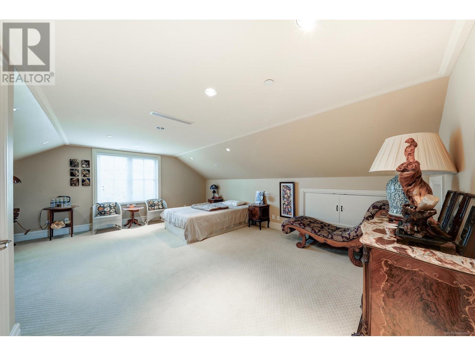 Listing Picture 26 of 36 : 1922 W 44TH AVENUE, Vancouver / 溫哥華 - 魯藝地產 Yvonne Lu Group - MLS Medallion Club Member