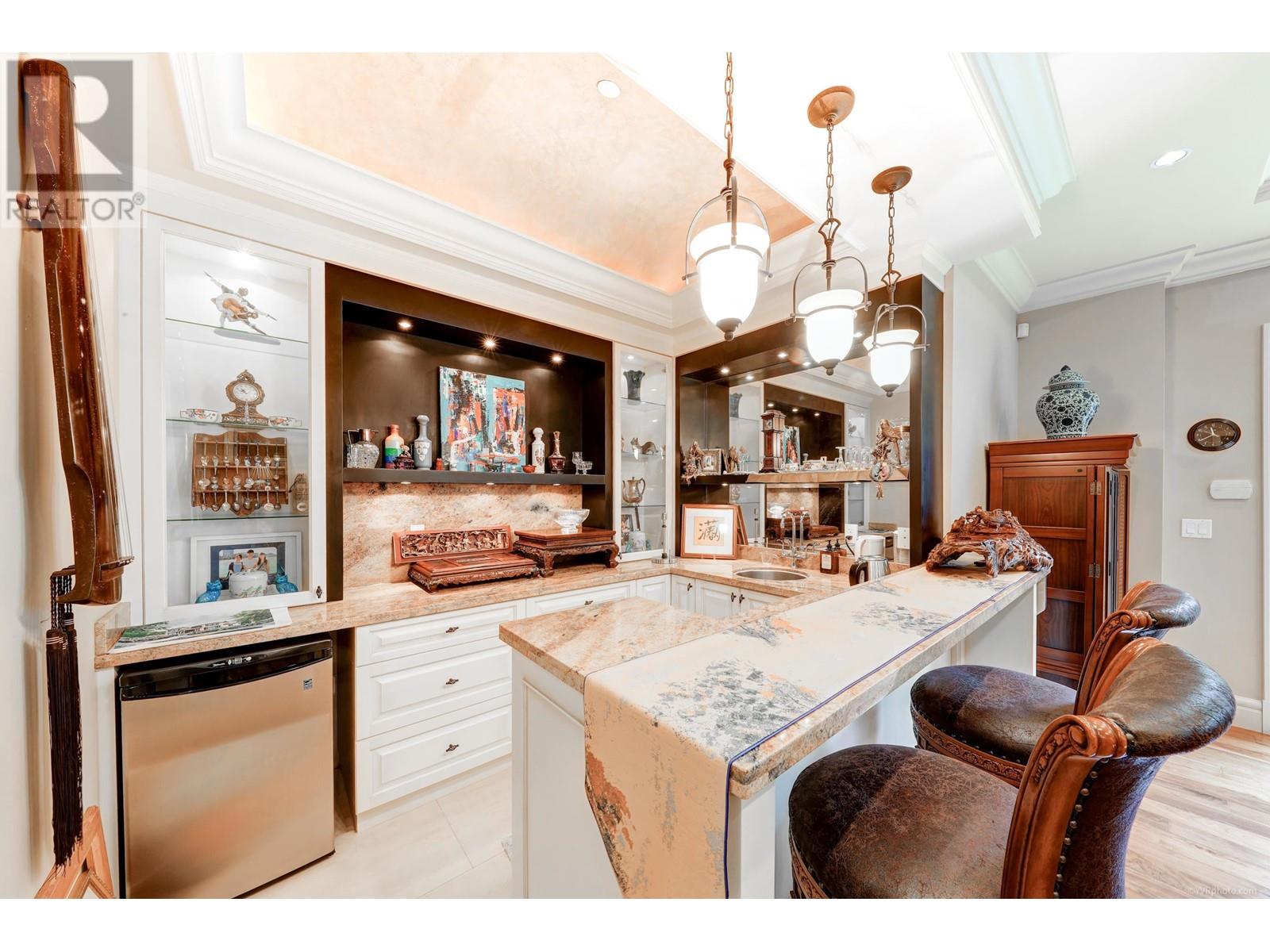 Listing Picture 33 of 36 : 1922 W 44TH AVENUE, Vancouver / 溫哥華 - 魯藝地產 Yvonne Lu Group - MLS Medallion Club Member