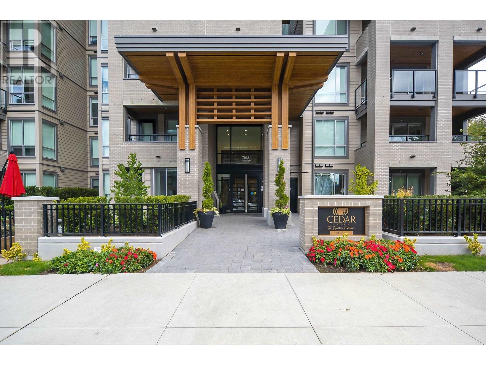 518 7588 16TH STREET, burnaby, British Columbia