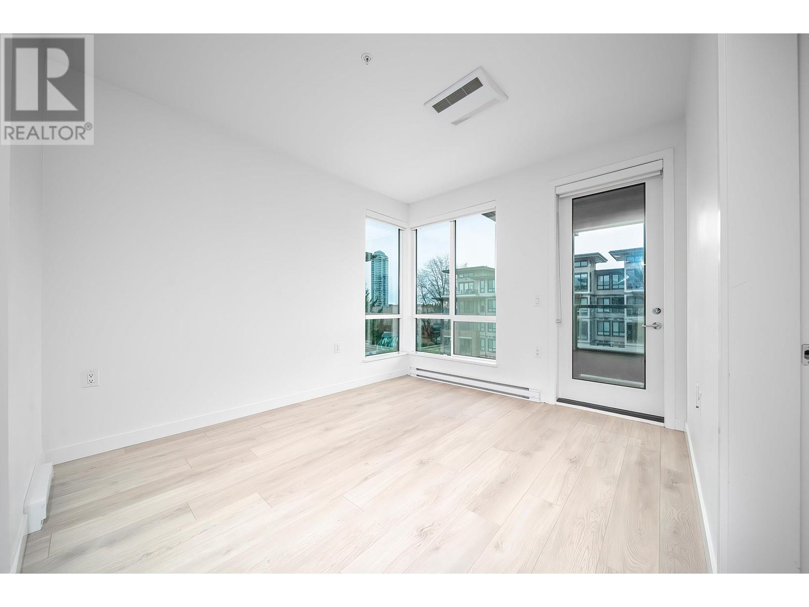 518 7588 16th Street, Burnaby, British Columbia  V3N 0H8 - Photo 15 - R2974833