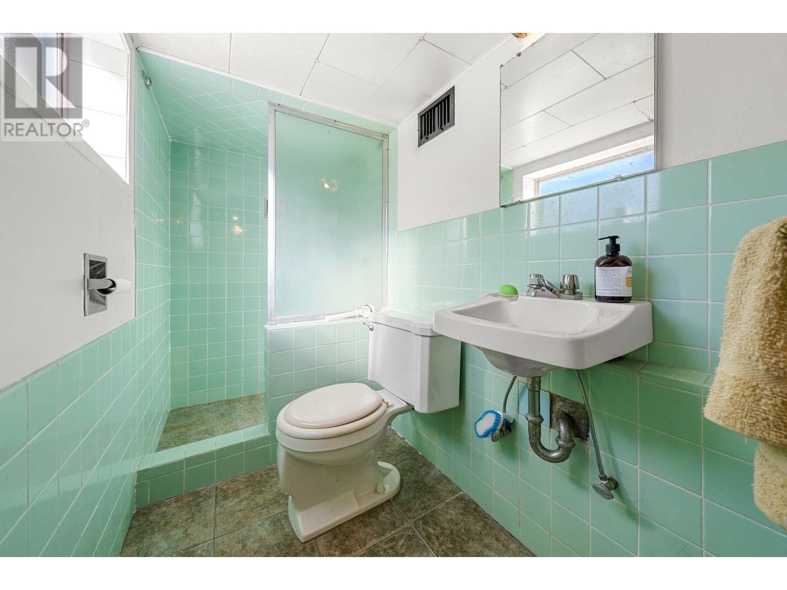 2110 Ferndale Street, Vancouver, British Columbia  V5L 1Y4 - Photo 25 - R2975503