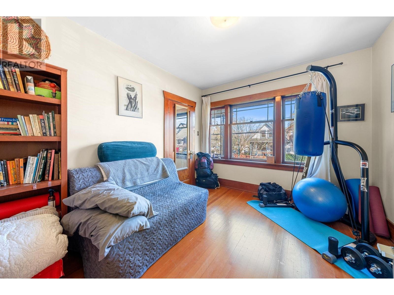 2110 Ferndale Street, Vancouver, British Columbia  V5L 1Y4 - Photo 13 - R2975503