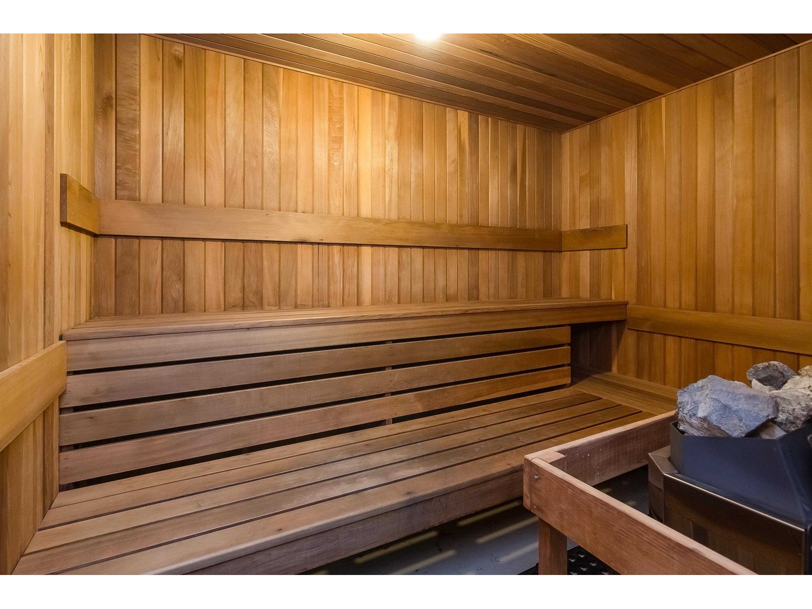 Property at 1301 10523 UNIVERSITY DRIVE image 4