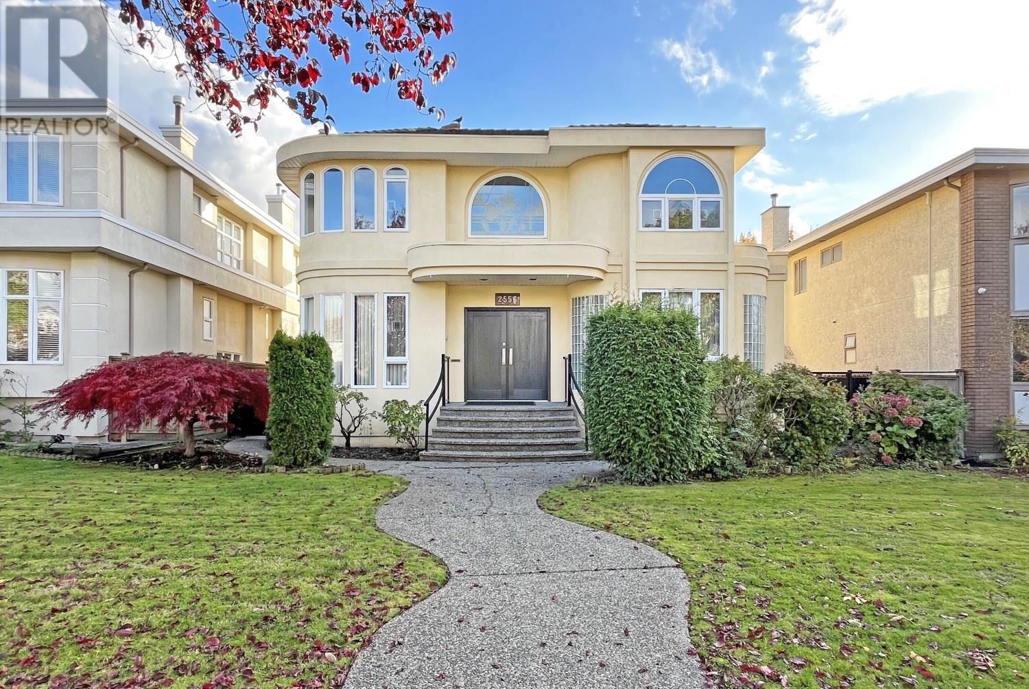 2556 W 20TH AVENUE, vancouver, British Columbia