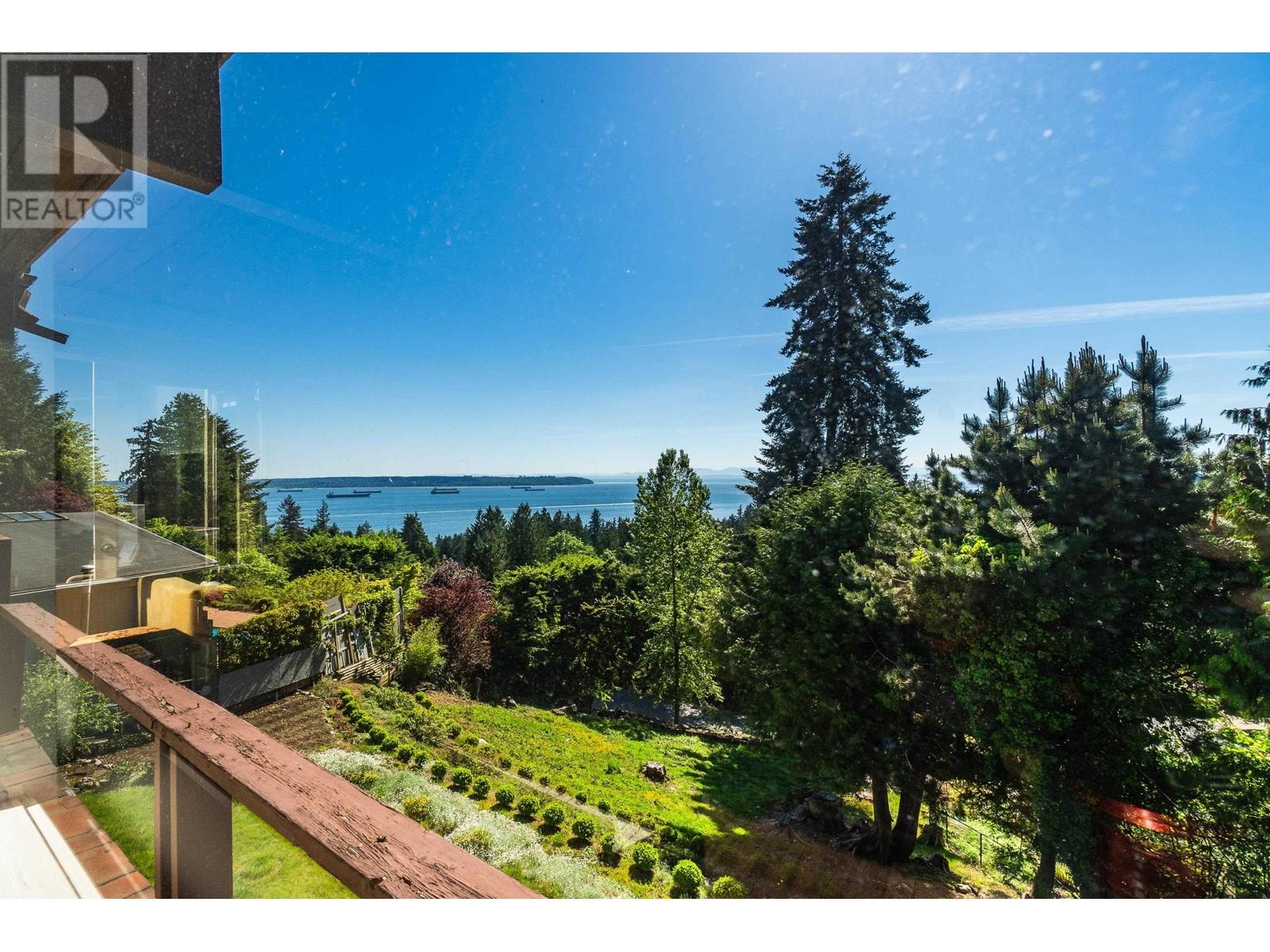 2664 Rosebery Avenue, West Vancouver, British Columbia  V7V 3A2 - Photo 10 - R2956937