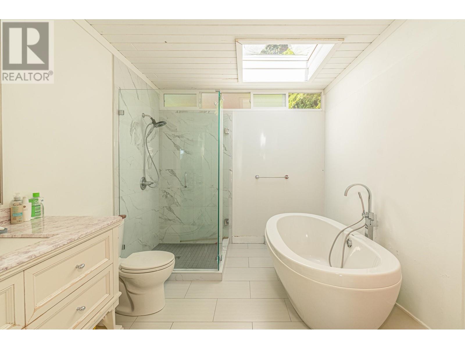 2664 Rosebery Avenue, West Vancouver, British Columbia  V7V 3A2 - Photo 17 - R2956937