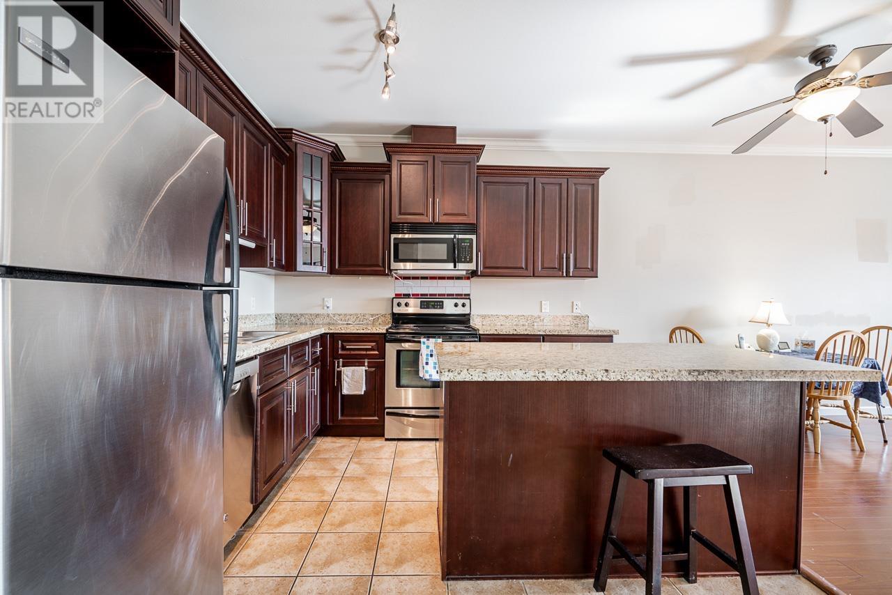 408 22363 Selkirk Avenue, Maple Ridge, British Columbia  V2X 2X6 - Photo 4 - R2977997