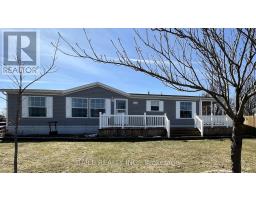 598 GOLD STREET, Warwick, Ontario
