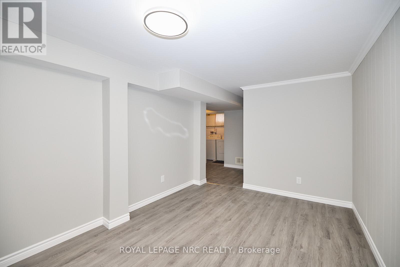 7405 Susan Crescent, Niagara Falls, Ontario  L2G 3H5 - Photo 16 - X12020989
