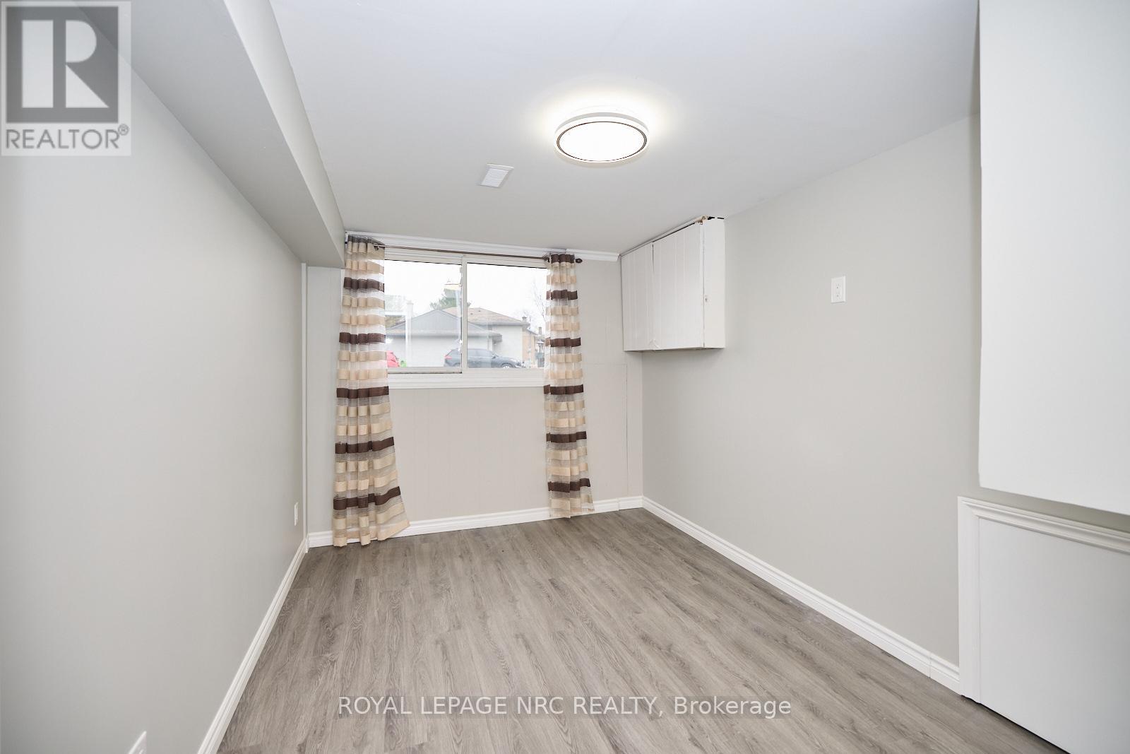 7405 Susan Crescent, Niagara Falls, Ontario  L2G 3H5 - Photo 22 - X12020989