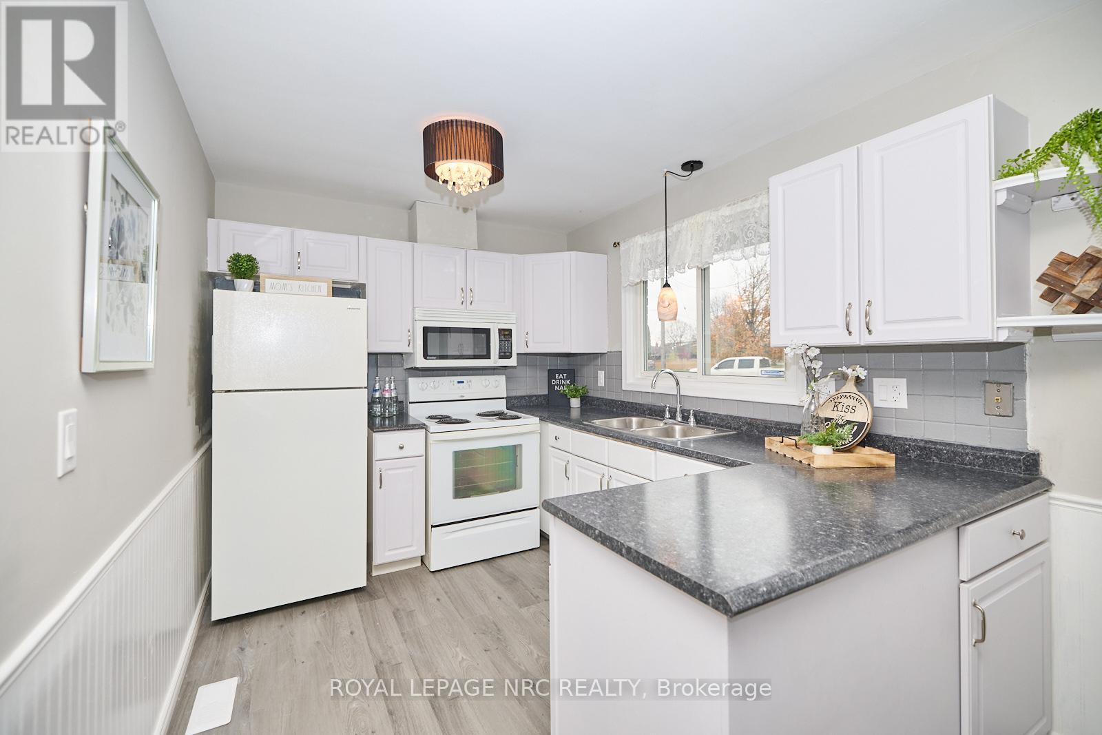 7405 Susan Crescent, Niagara Falls, Ontario  L2G 3H5 - Photo 27 - X12020989