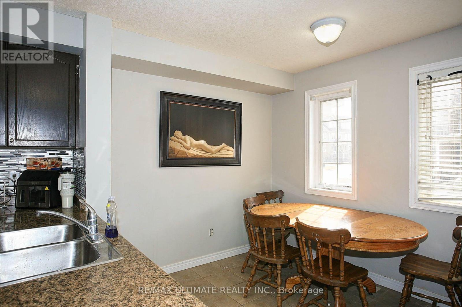 Property at 41B - 15 CARERE CRES image 4