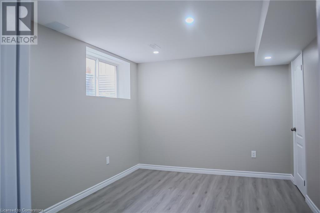 14 Waterbow Trail, Kitchener, Ontario  N2A 0K7 - Photo 41 - 40706508