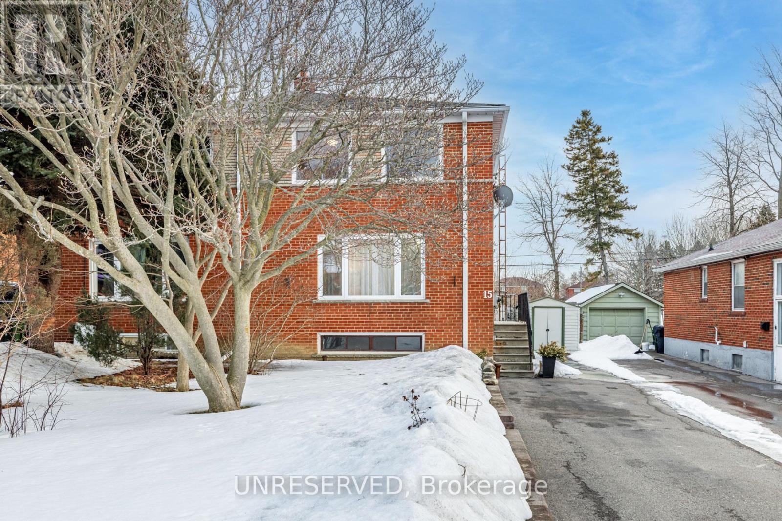 15 RAMBLER PLACE, Toronto, Ontario