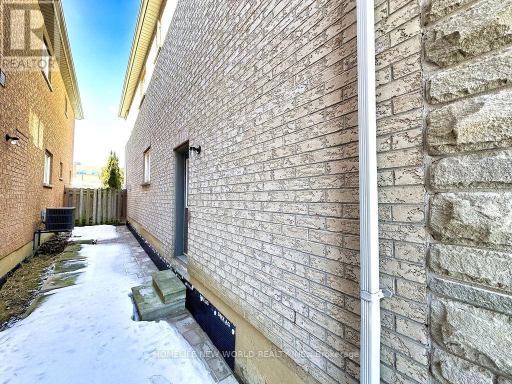 79 Chopin Boulevard, Vaughan, Ontario  L4J 8Y5 - Photo 45 - N12021004