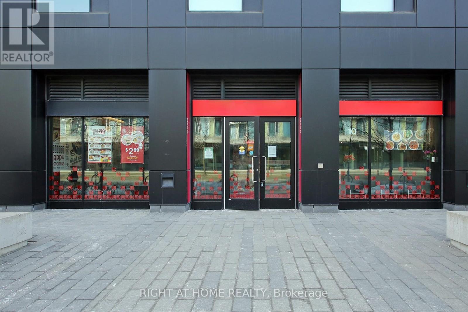 10 - 105 THE POND ROAD, Toronto, Ontario
