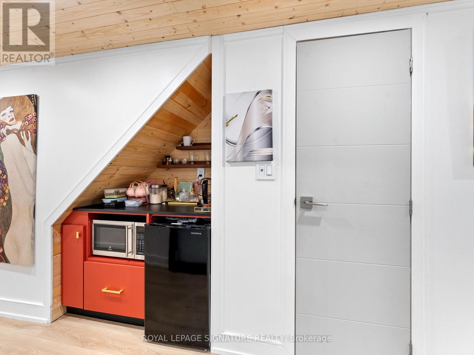 3814 Bloor Street W, Toronto (Islington-City Centre West), Ontario  M9B 6C2 - Photo 19 - W12014626