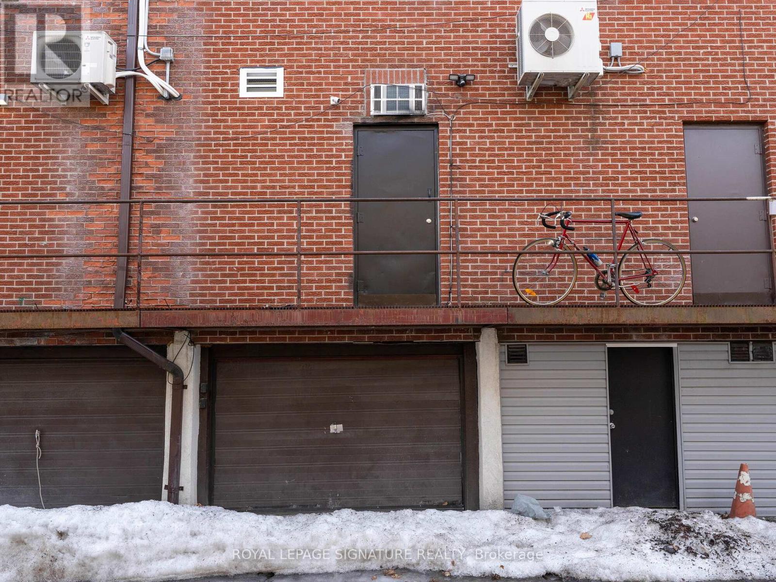 3814 Bloor Street W, Toronto (Islington-City Centre West), Ontario  M9B 6C2 - Photo 21 - W12014626
