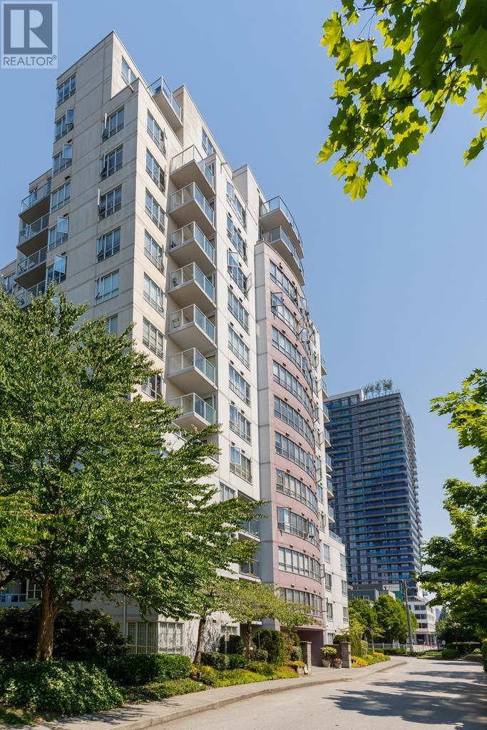 710 3455 Ascot Place, Vancouver, British Columbia  V5R 6B7 - Photo 1 - R2978194