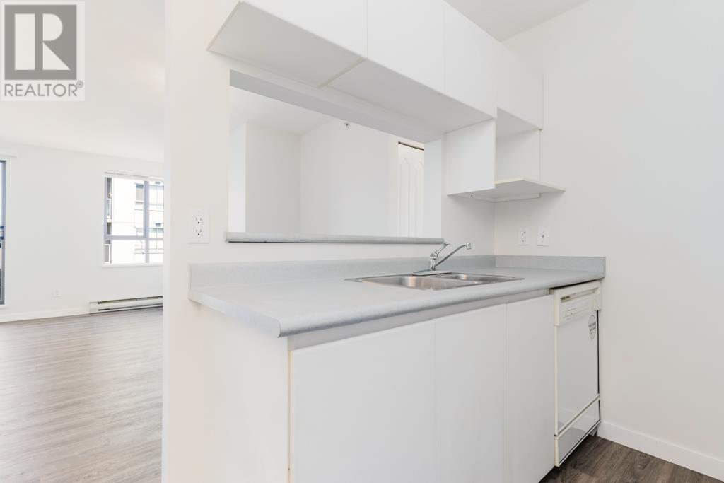 710 3455 Ascot Place, Vancouver, British Columbia  V5R 6B7 - Photo 14 - R2978194