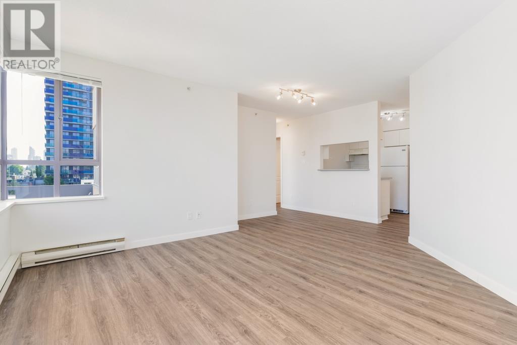710 3455 Ascot Place, Vancouver, British Columbia  V5R 6B7 - Photo 7 - R2978194