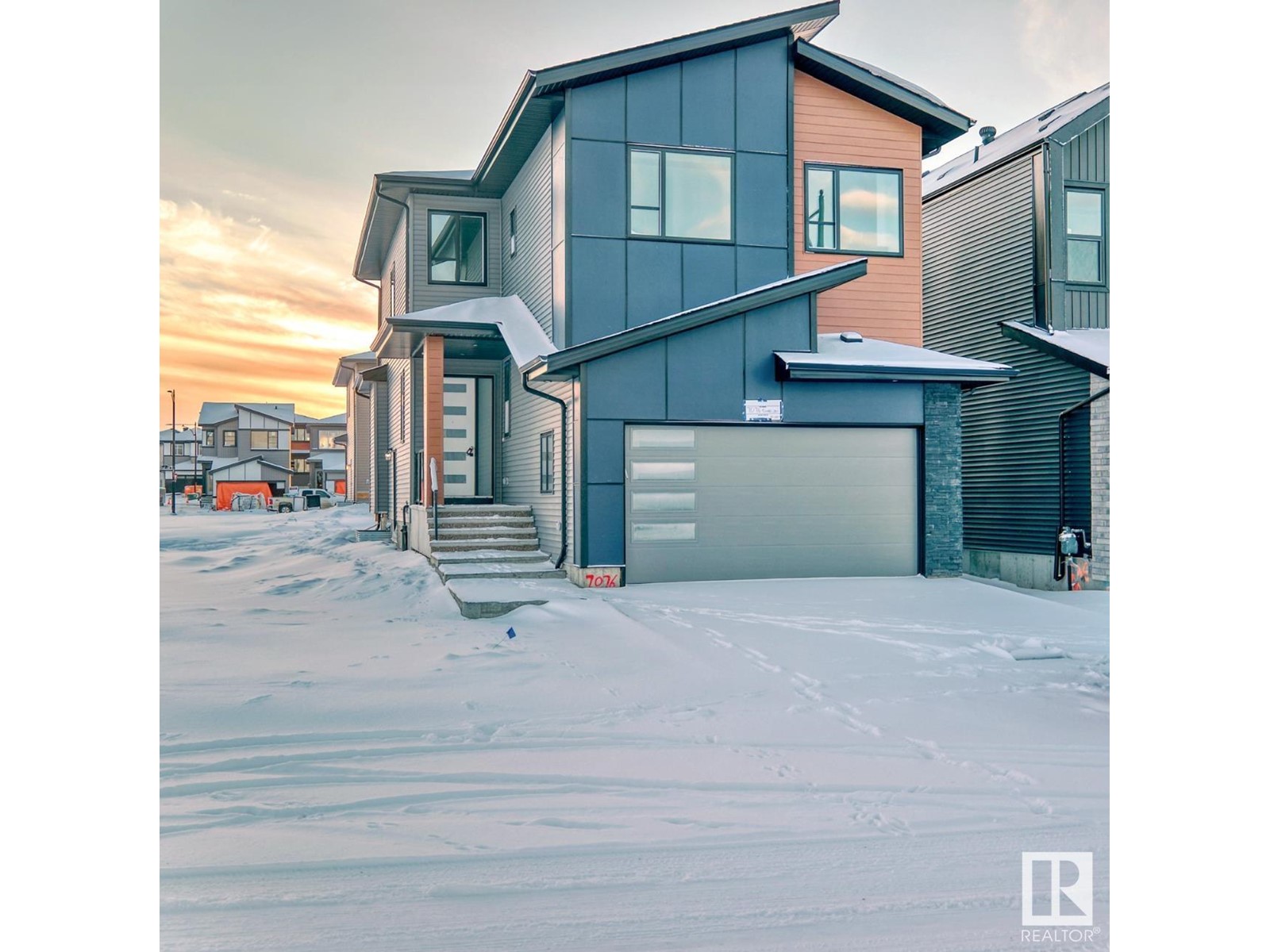 7076 Kiviaq Cr Sw, Edmonton, Alberta  T6W 5R3 - Photo 1 - E4425894