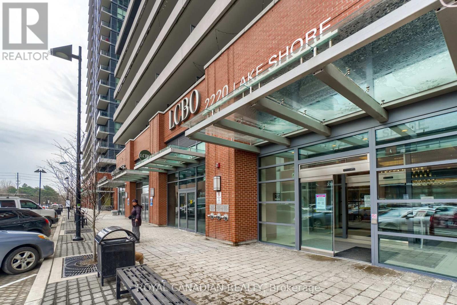 315 - 2220 Lake Shore Boulevard W, Toronto (Mimico), Ontario  M8V 0C1 - Photo 3 - W12021093