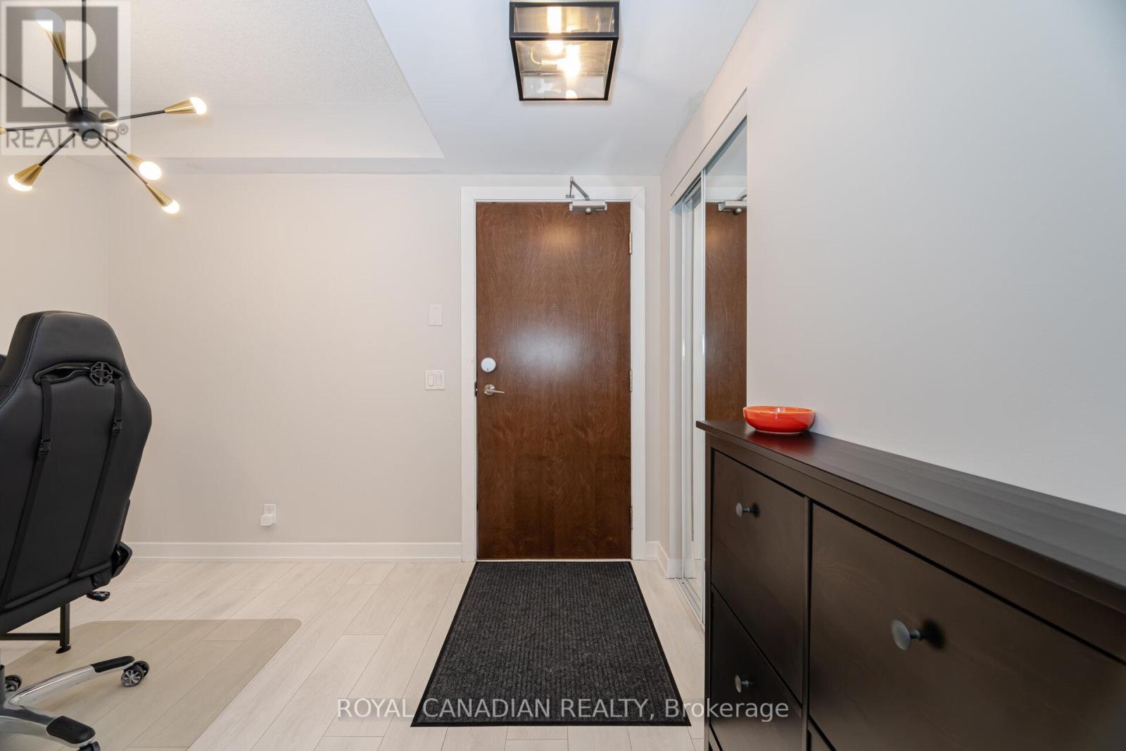 315 - 2220 Lake Shore Boulevard W, Toronto (Mimico), Ontario  M8V 0C1 - Photo 8 - W12021093