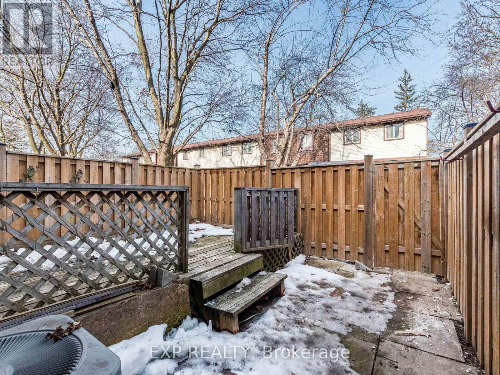 122 - 45 Hansen Road N, Brampton, Ontario  L6V 3C5 - Photo 47 - W12021110