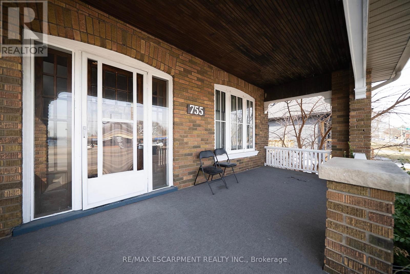 Property at 755 COLBORNE STREET E image 4