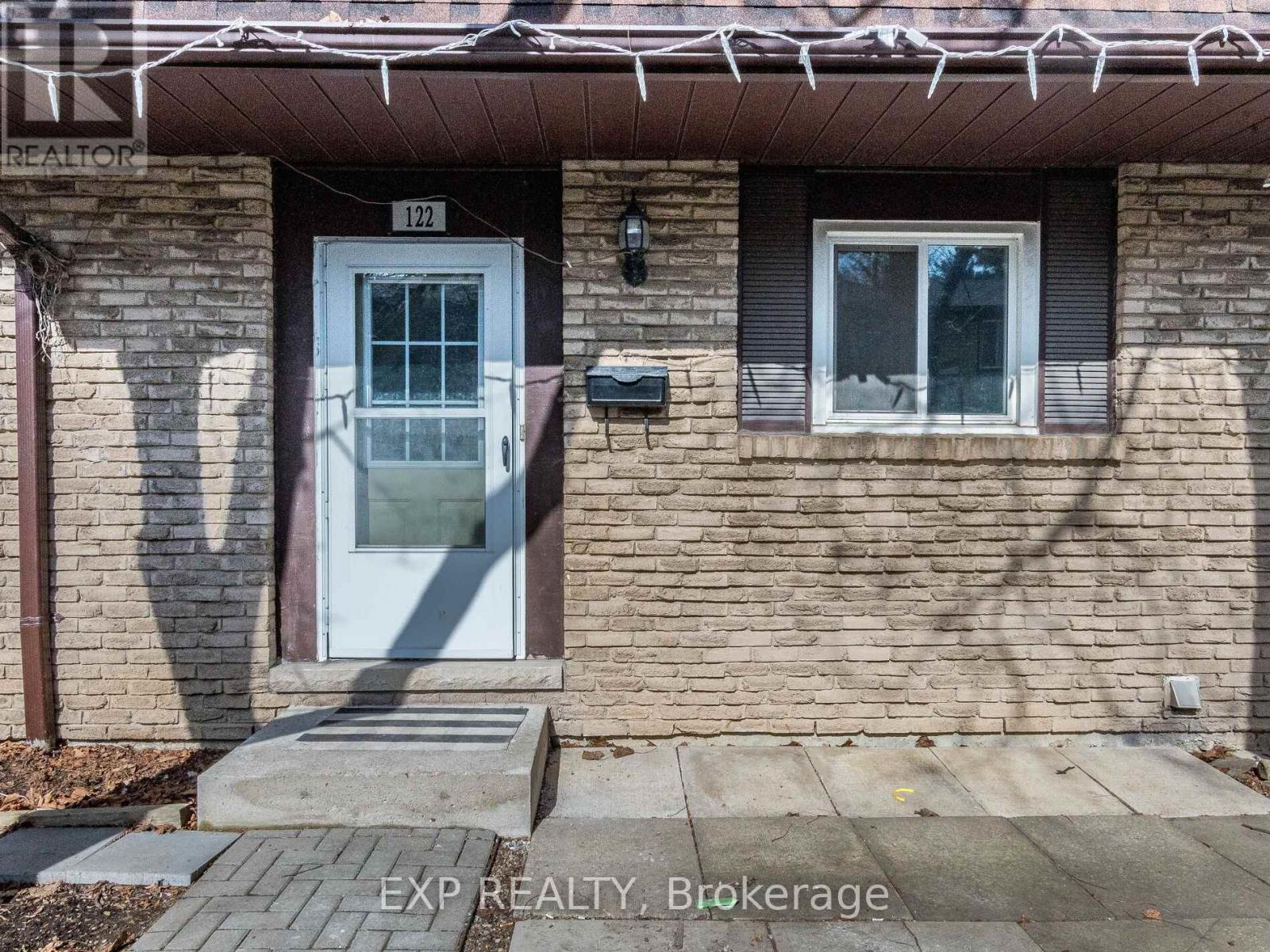 Property at 122 - 45 HANSEN ROAD N image 3