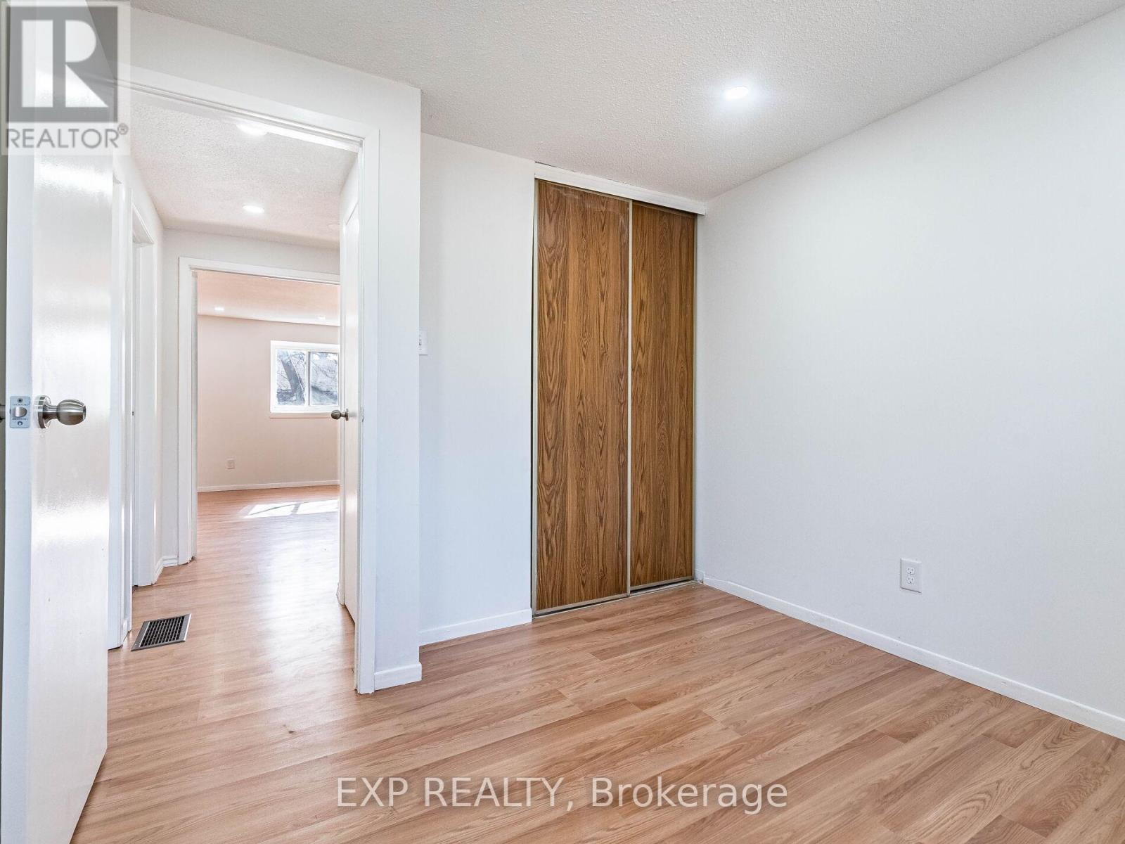 122 - 45 Hansen Road N, Brampton, Ontario  L6V 3C5 - Photo 31 - W12021110